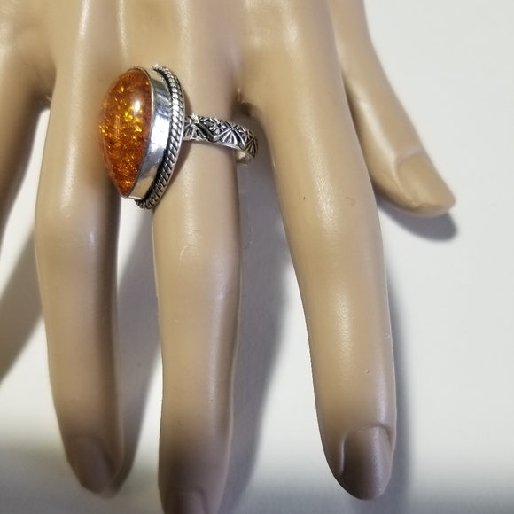 EXQUISITE RING - Picture 5 of 8